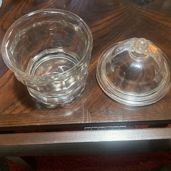 Glassware - Picture 2 of 2